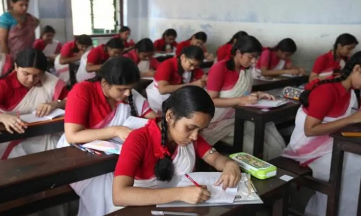 হচ্ছেনা এবছরের মাধ্যমিক ও উচ্চ মাধ্যমিক পরীক্ষা